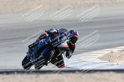 media/Jan-08-2022-SoCal Trackdays (Sat) [[1ec2777125]]/Turn 10 (2pm)/